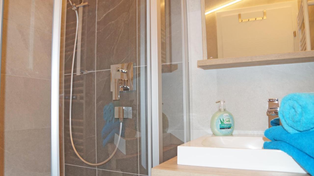 Apartment Fleissner ดีนเทน อัม โฮคเคอนิก ภายนอก รูปภาพ